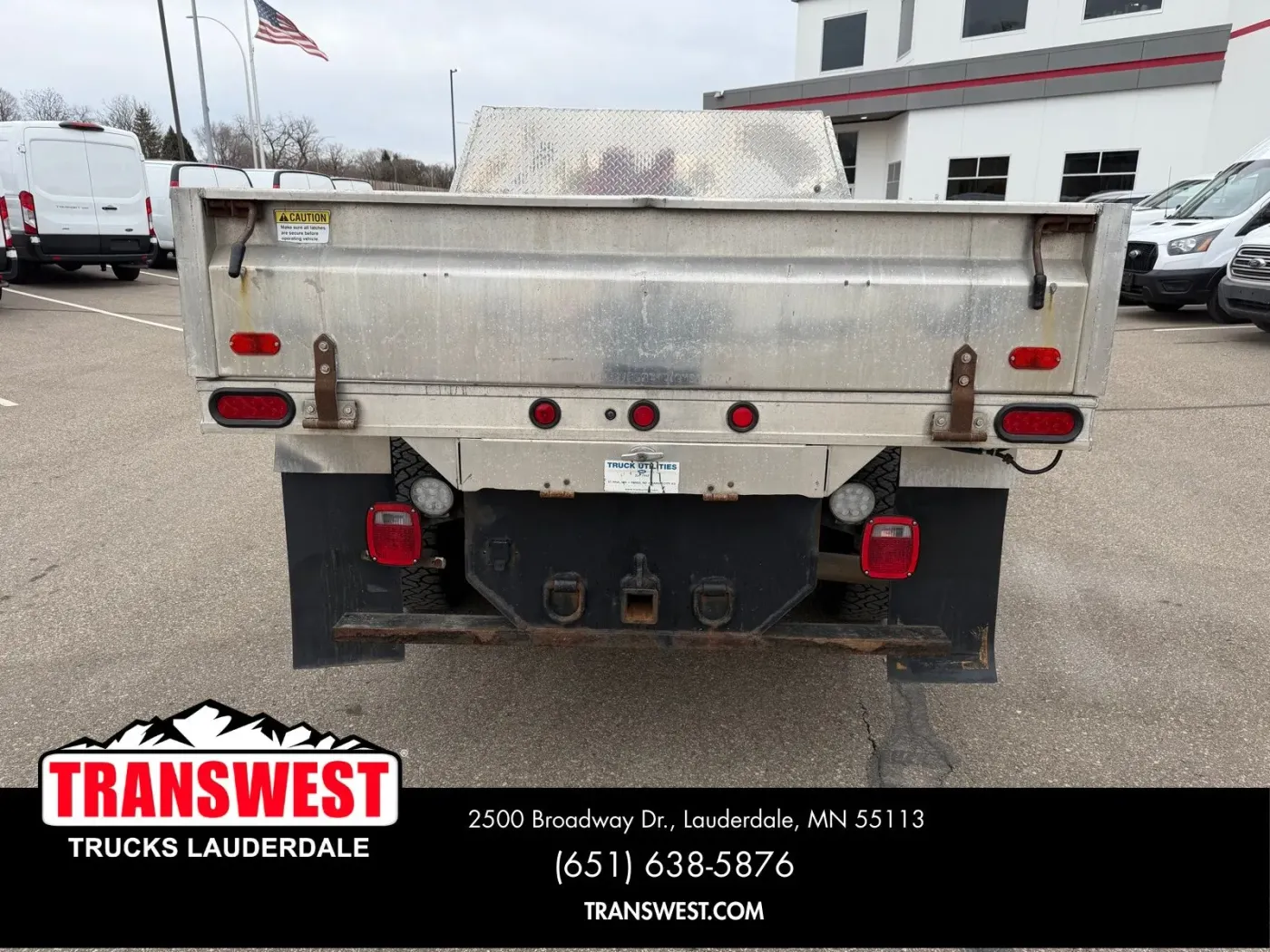 2022 RAM 3500 Tradesman | Photo 3 of 23