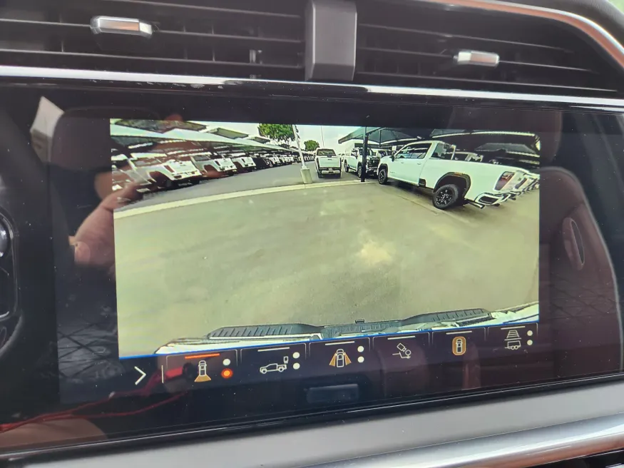 2025 GMC Sierra 1500 Denali Ultimate | Photo 27 of 29