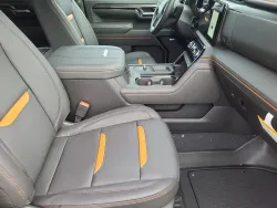 2026 GMC Sierra 2500HD AT4 | Thumbnail Photo 9 of 23