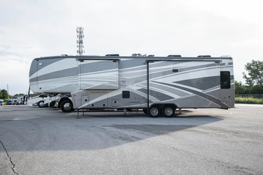 2019 DRV Mobile Suites 39 DBRS3 | Photo 1 of 20