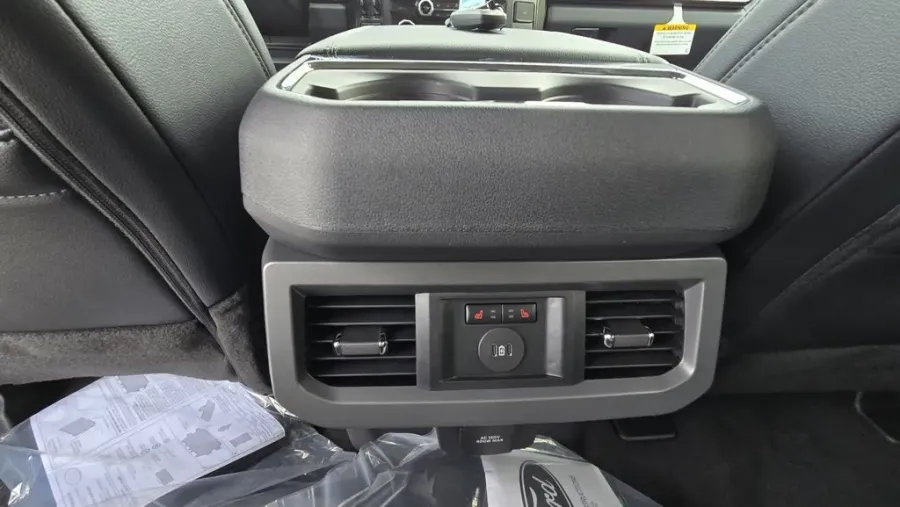 2026 Ford Super Duty F-350 | Photo 35 of 36