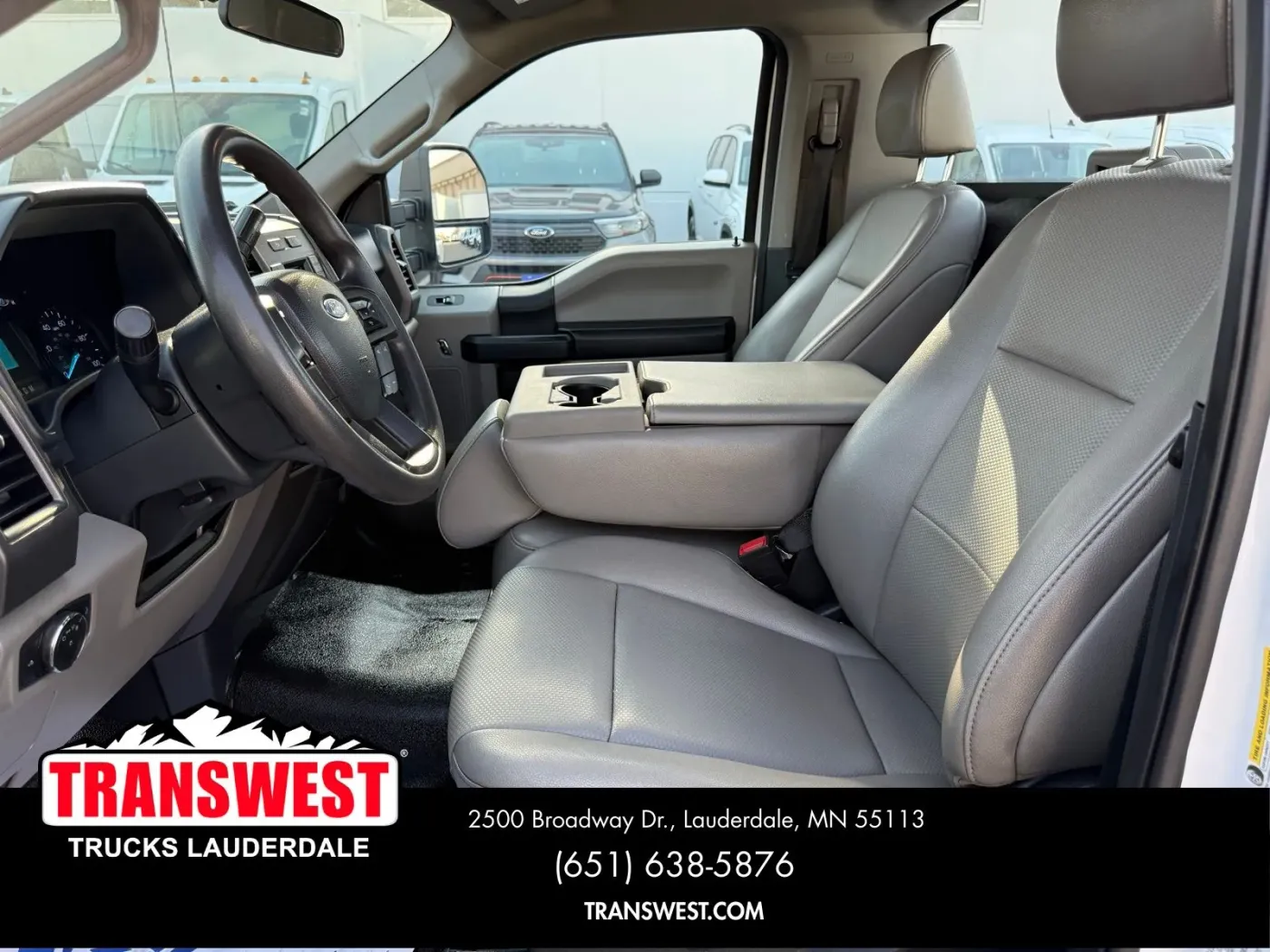 2022 Ford Super Duty F-350 XL | Photo 4 of 18