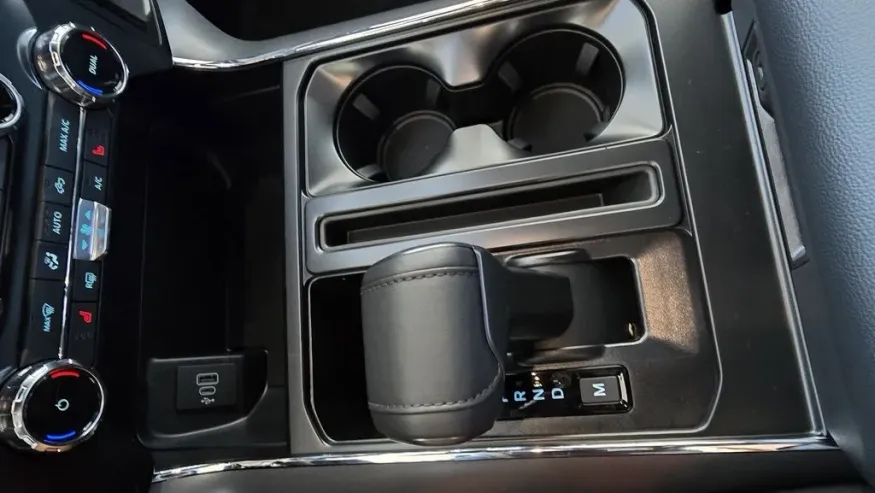 2025 Ford F-150 | Photo 17 of 24