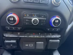 2022 GMC Sierra 2500HD AT4 | Thumbnail Photo 19 of 23