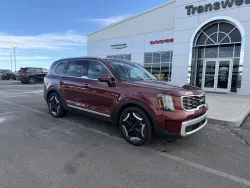 2024 Kia Telluride S | Thumbnail Photo 1 of 22
