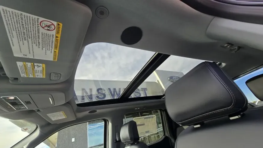 2026 Ford Super Duty F-250 | Photo 39 of 44