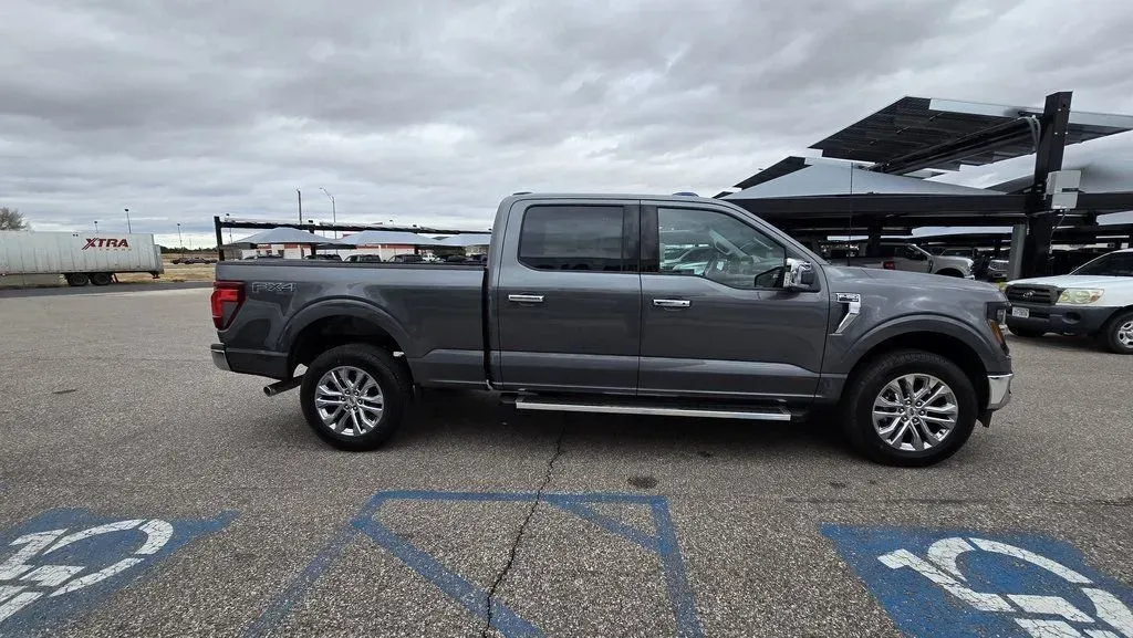 2026 Ford F-150 | Photo 4 of 30