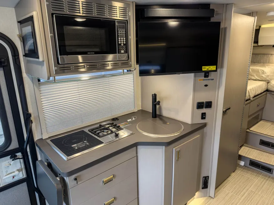 2027 Winnebago Navion 24R | Photo 16 of 29