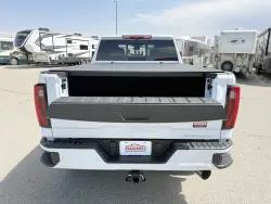 2026 GMC 2500 Denali Ultimate | Thumbnail Photo 13 of 23