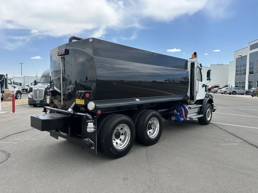 2024 Western Star 47X | Photo 5 of 22