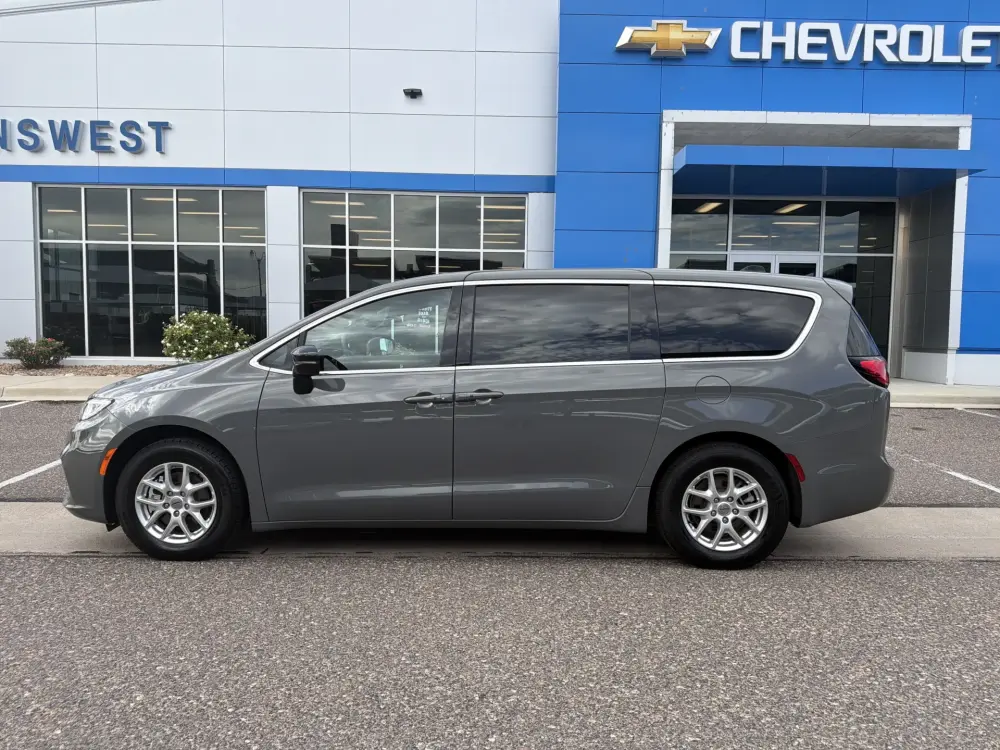 2025 Chrysler Pacifica
