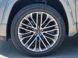 2026 GMC Terrain Denali | Thumbnail Photo 9 of 25