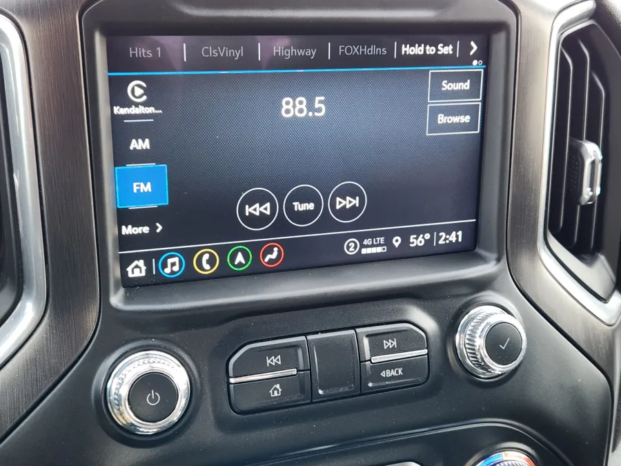 2022 GMC Sierra 2500HD AT4 | Photo 8 of 20