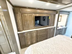 2027 Newmar Ventana 4345 | Thumbnail Photo 17 of 33