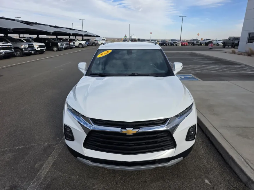 2020 Chevrolet Blazer LT | Photo 2 of 20
