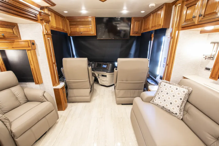 2020 Newmar Dutch Star 4369 | Photo 12 of 55