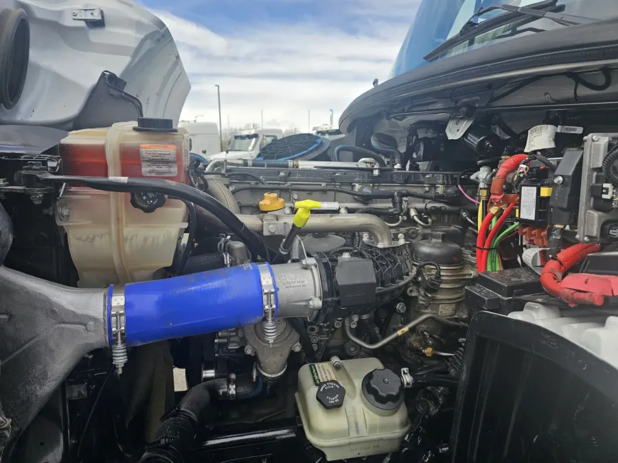 2023 Freightliner M2 112 | Photo 11 of 21