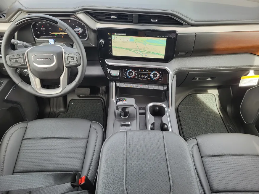 2026 GMC Sierra 1500 Denali | Photo 22 of 26
