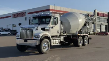 2025 Western Star 47X