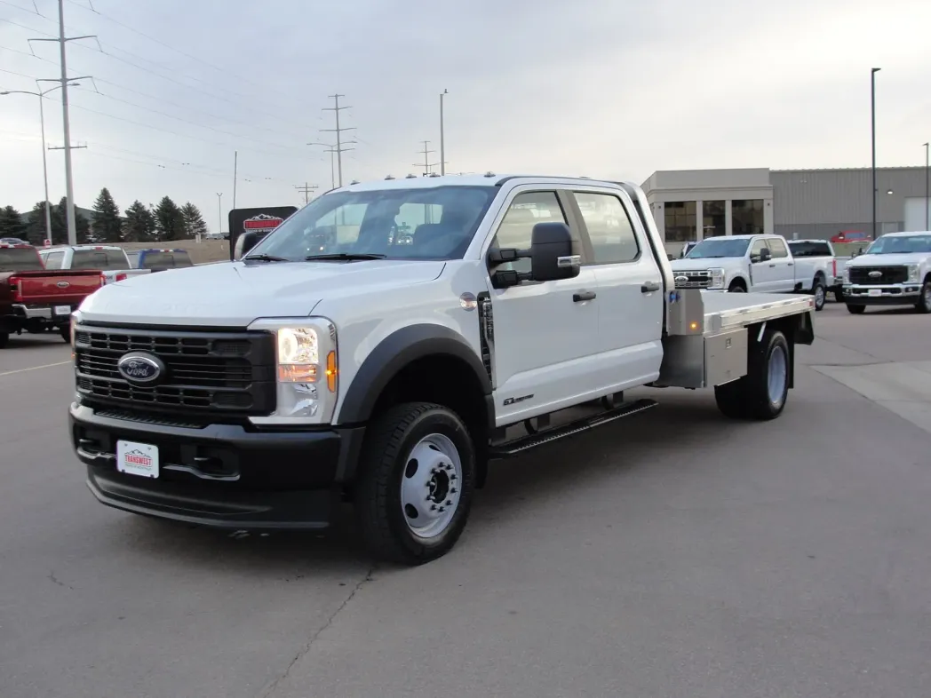 2026 Ford Super Duty F-550 XL 