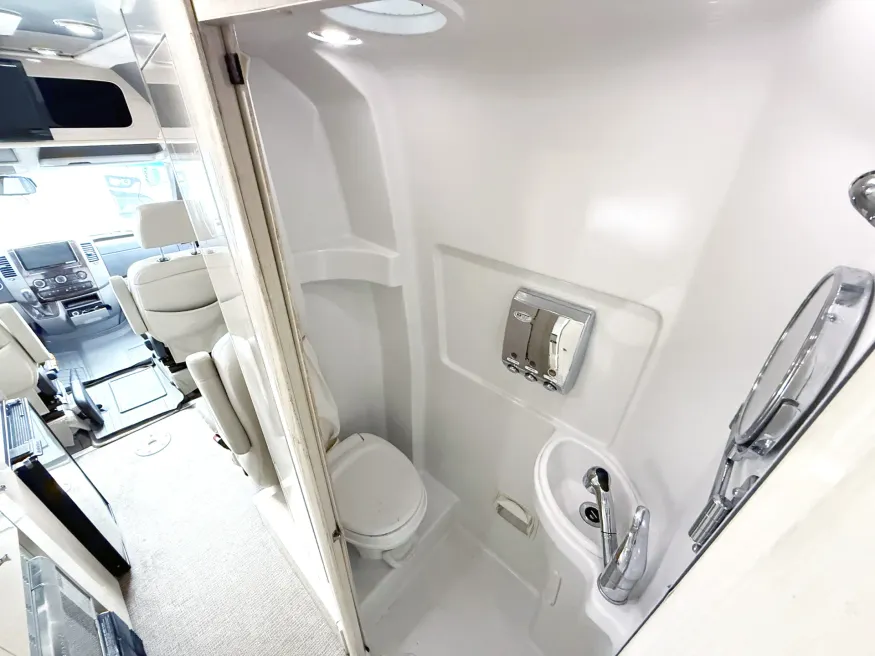 2013 Airstream Interstate EXT Lounge | Photo 14 of 20