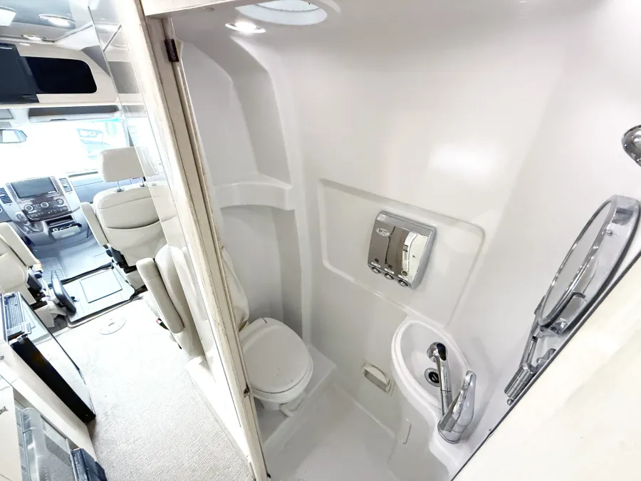 2013 Airstream Interstate EXT Lounge | Photo 14 of 20
