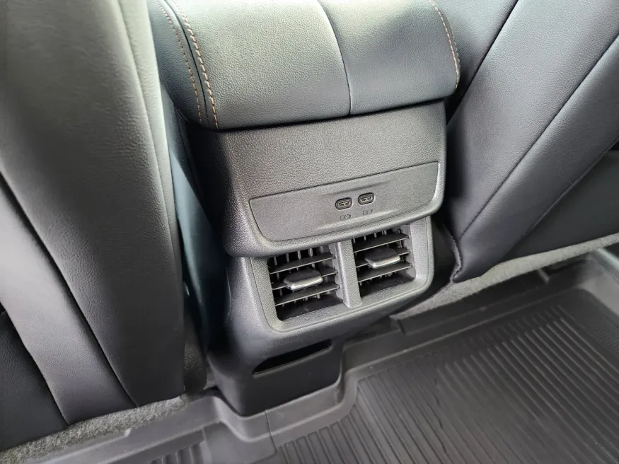 2026 GMC Terrain AT4 | Photo 20 of 23