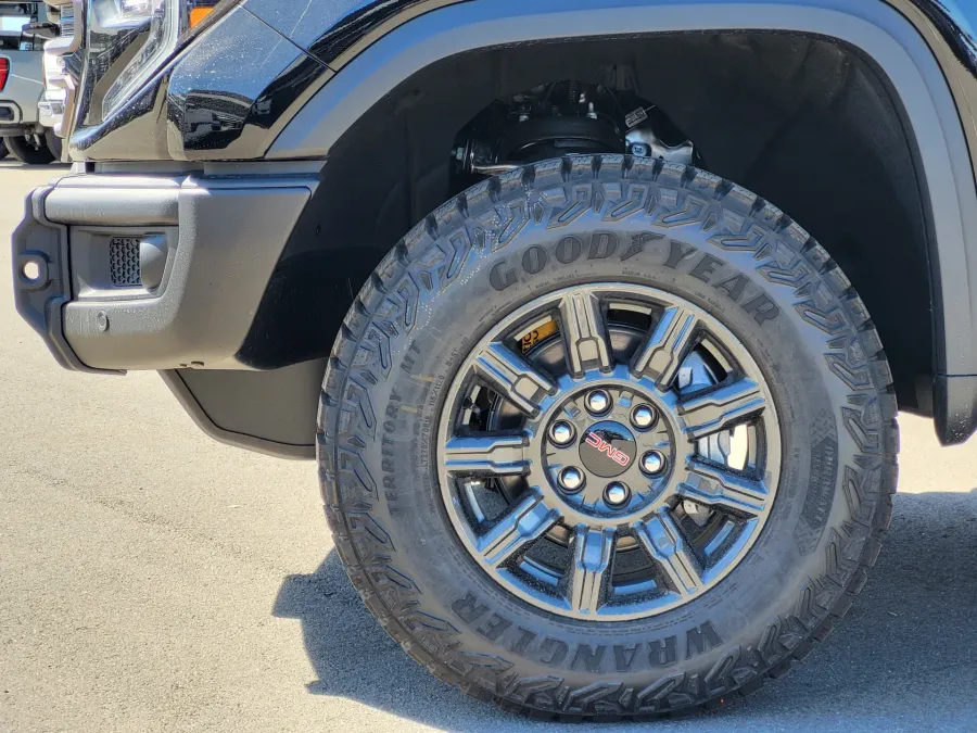 2026 GMC Sierra 1500 AT4X | Photo 8 of 27