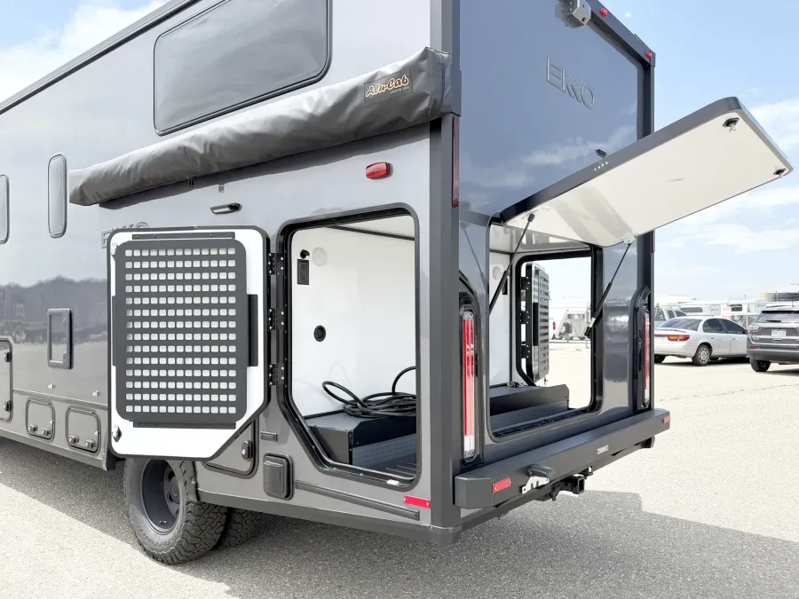 2027 Winnebago EKKO 23B | Photo 23 of 25