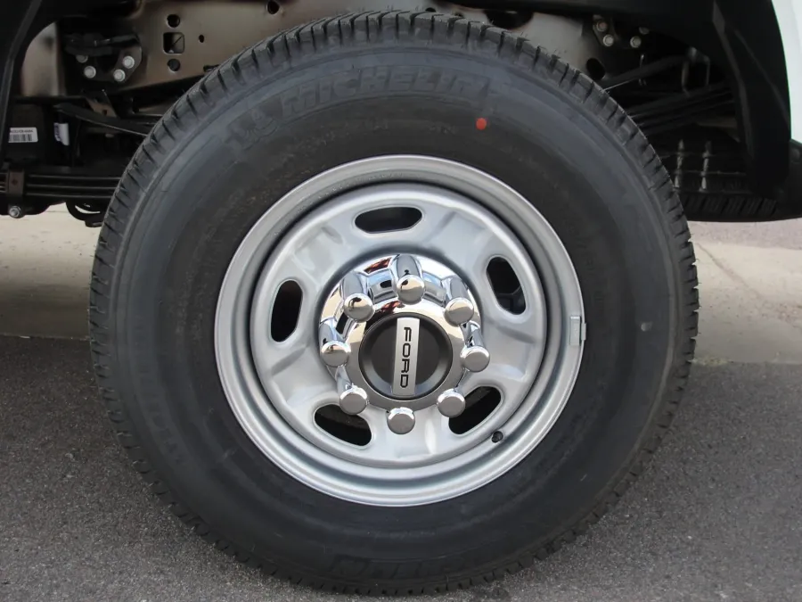 2026 Ford F-350 | Photo 16 of 16