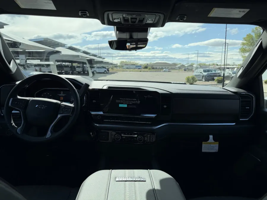 2026 Chevrolet Silverado 3500HD High Country | Photo 11 of 22