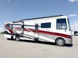 2027 Newmar Canyon Star 3947 | Thumbnail Photo 1 of 32