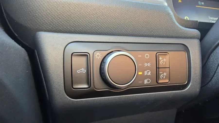 2026 Ford Maverick | Photo 12 of 26