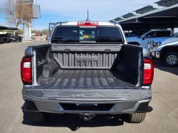 2026 GMC Canyon 4WD AT4 | Thumbnail Photo 15 of 30