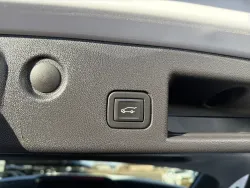 2024 Chevrolet Equinox LT | Thumbnail Photo 9 of 21