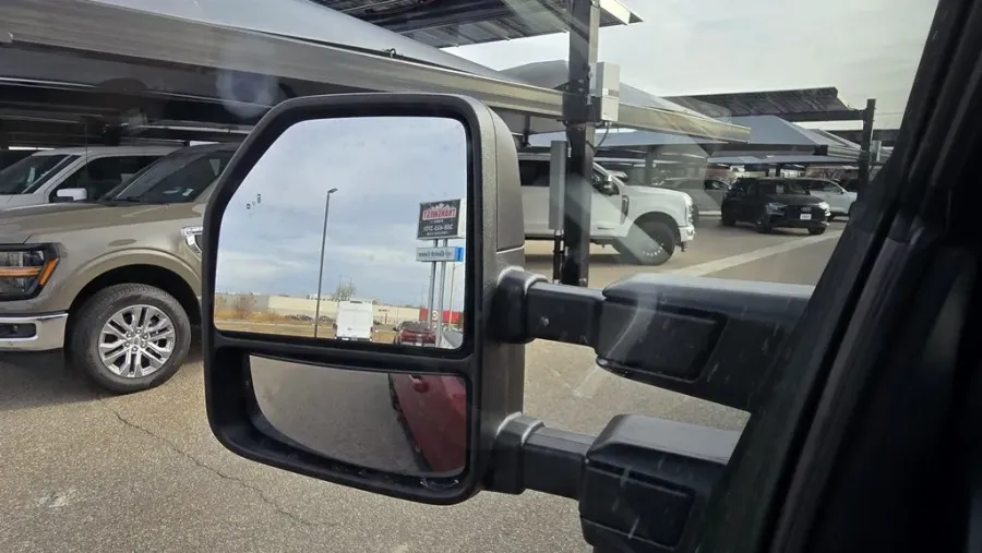 2026 Ford Super Duty F-350 | Photo 10 of 29