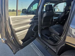 2026 Jeep Grand Wagoneer Limited Reserve | Thumbnail Photo 10 of 29