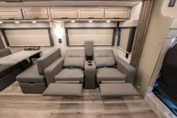 2026 Renegade Verona 40VTS | Thumbnail Photo 15 of 26