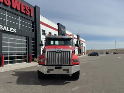 2027 Western Star 49X | Thumbnail Photo 2 of 15