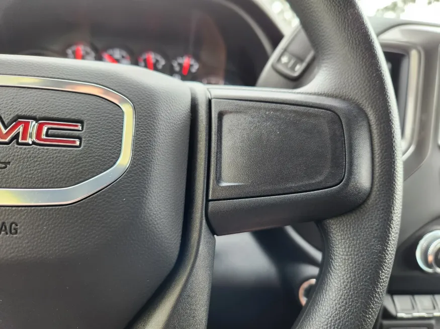 2025 GMC Sierra 3500HD CC Pro | Photo 21 of 28