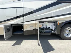 2013 Tiffin Allegro Red 38QRA | Thumbnail Photo 29 of 30
