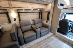 2026 Renegade Verona 36VSB | Thumbnail Photo 12 of 25