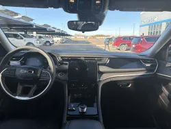 2023 Jeep Grand Cherokee L Limited | Thumbnail Photo 13 of 23