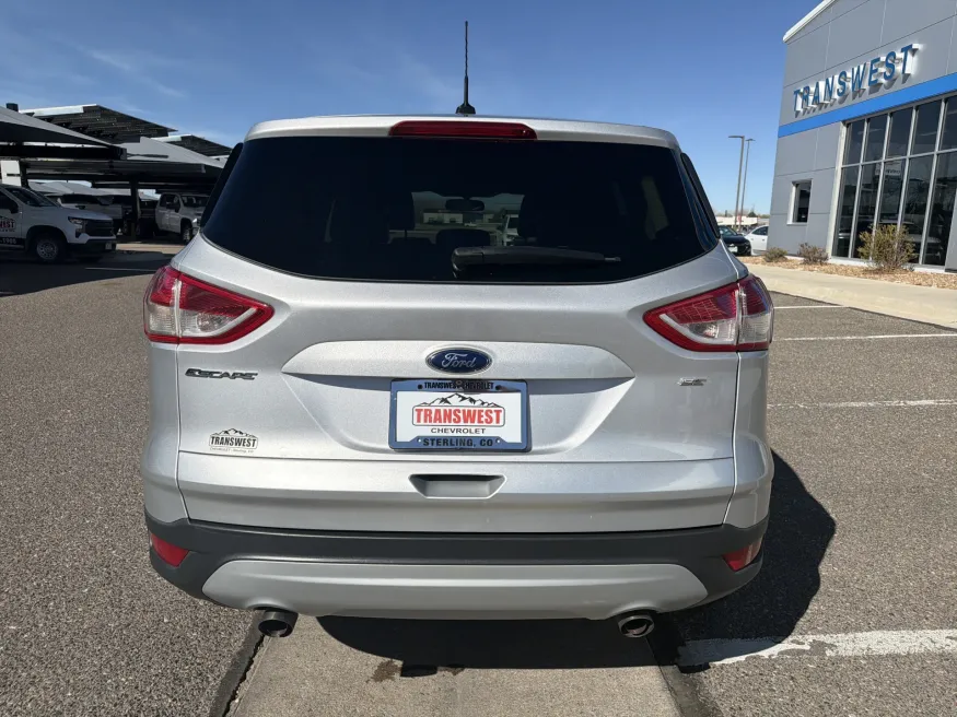 2015 Ford Escape SE | Photo 3 of 19