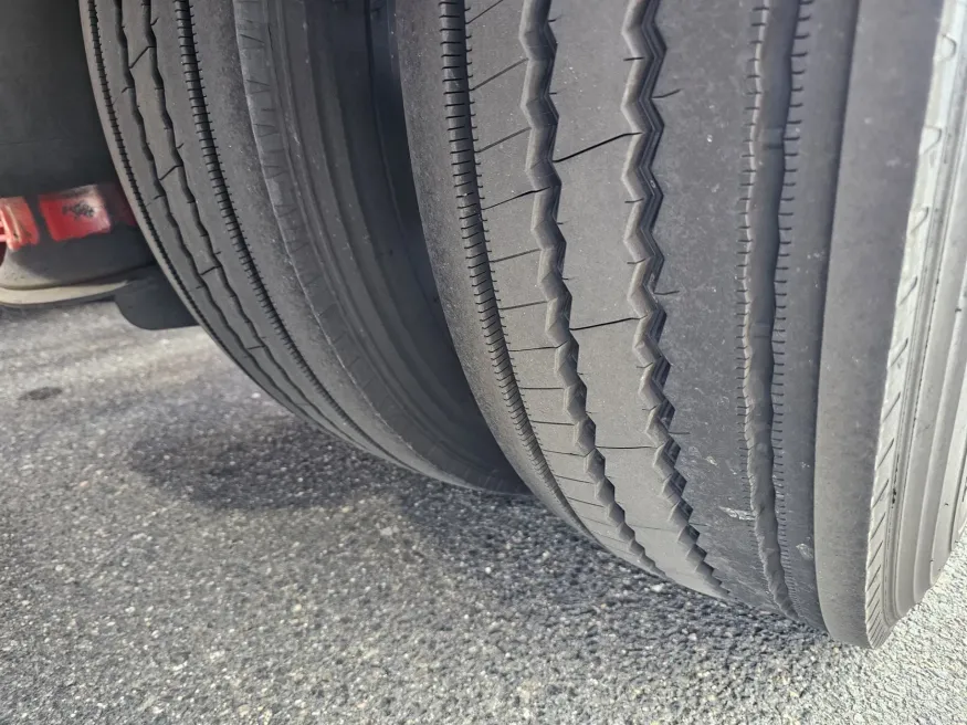 2020 Peterbilt 389 | Photo 24 of 34