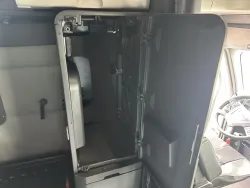 2022 Freightliner Cascadia | Thumbnail Photo 16 of 22