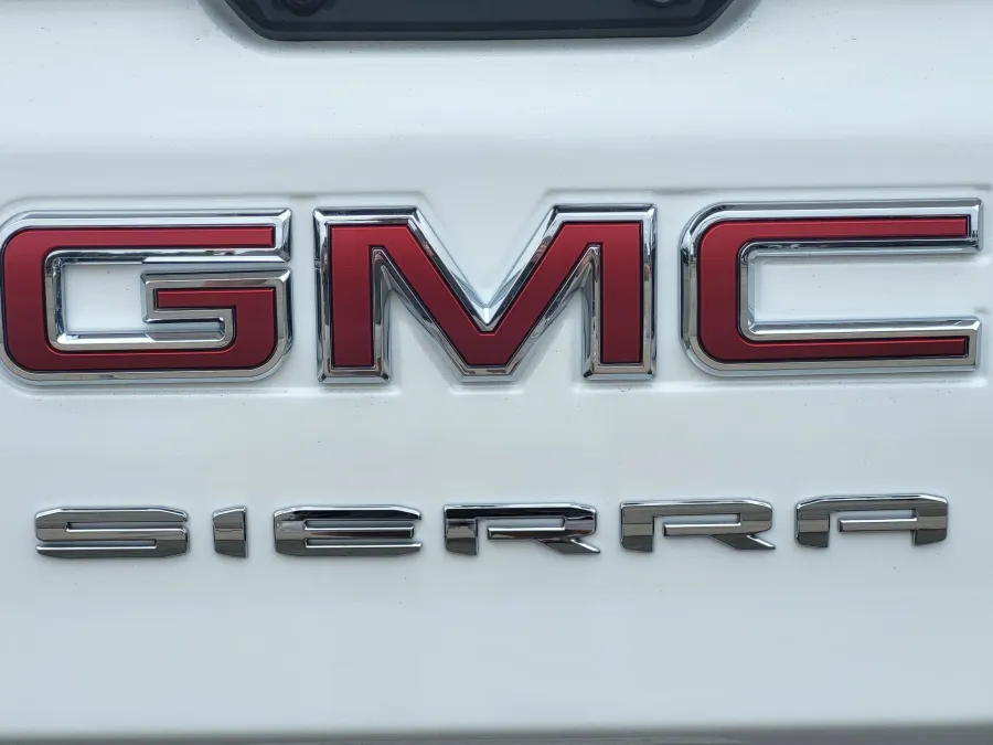 2026 GMC Sierra 2500HD Pro | Photo 10 of 24