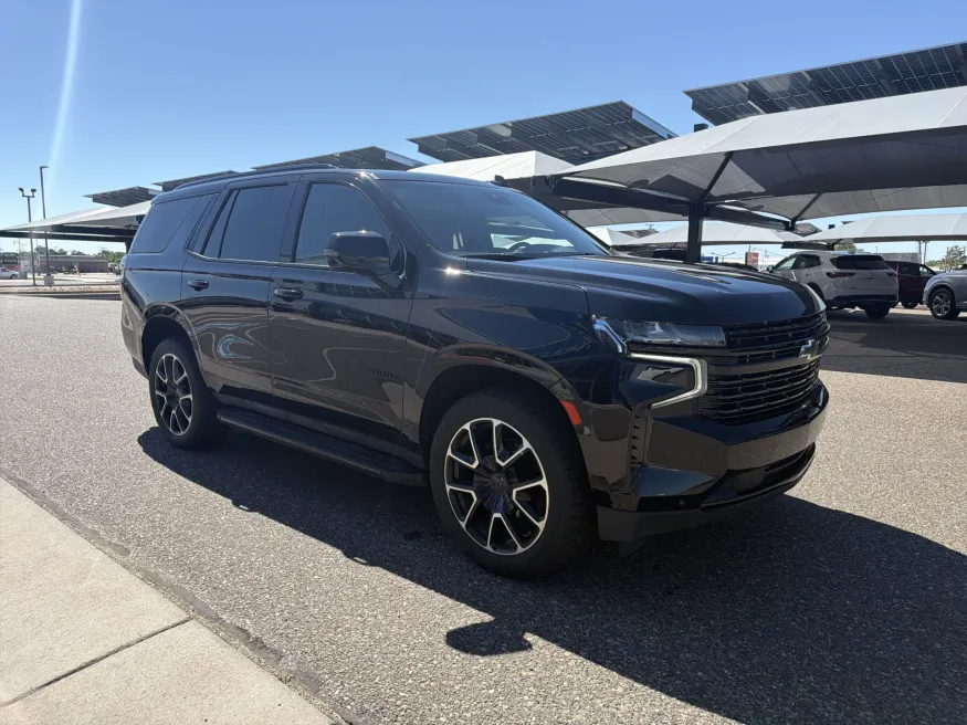 2023 Chevrolet Tahoe RST | Photo 6 of 23