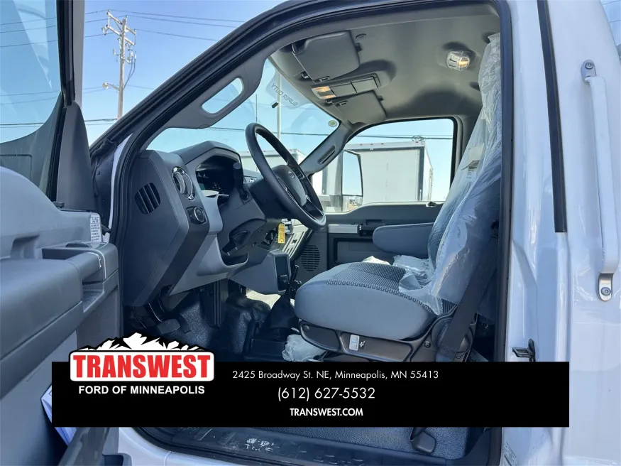2025 Ford Super Duty F-650 | Photo 10 of 11