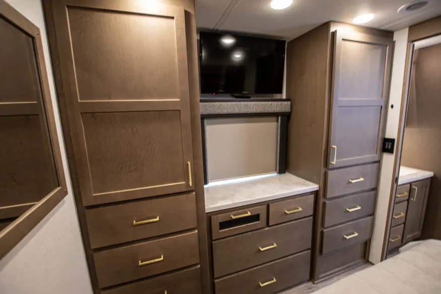 2026 Renegade Valencia 36SB | Photo 23 of 22